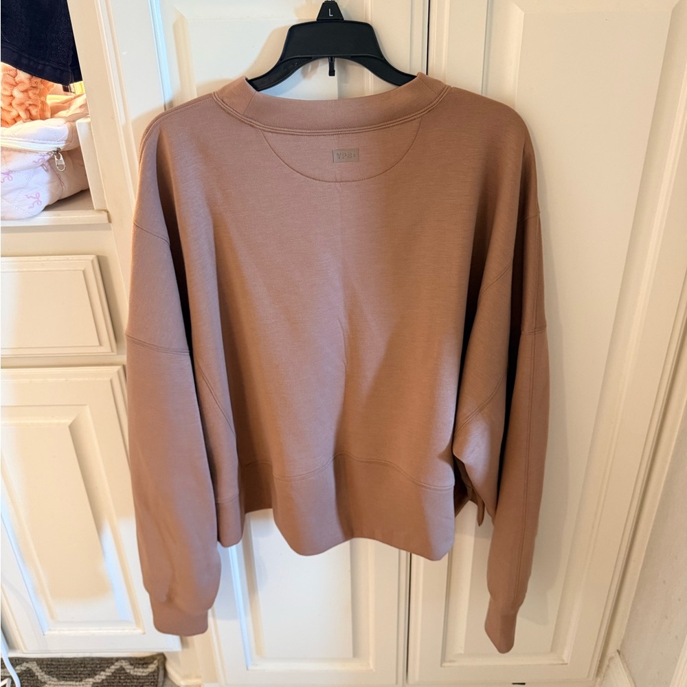 Abercrombie & Fitch Brown Sweatshirt
